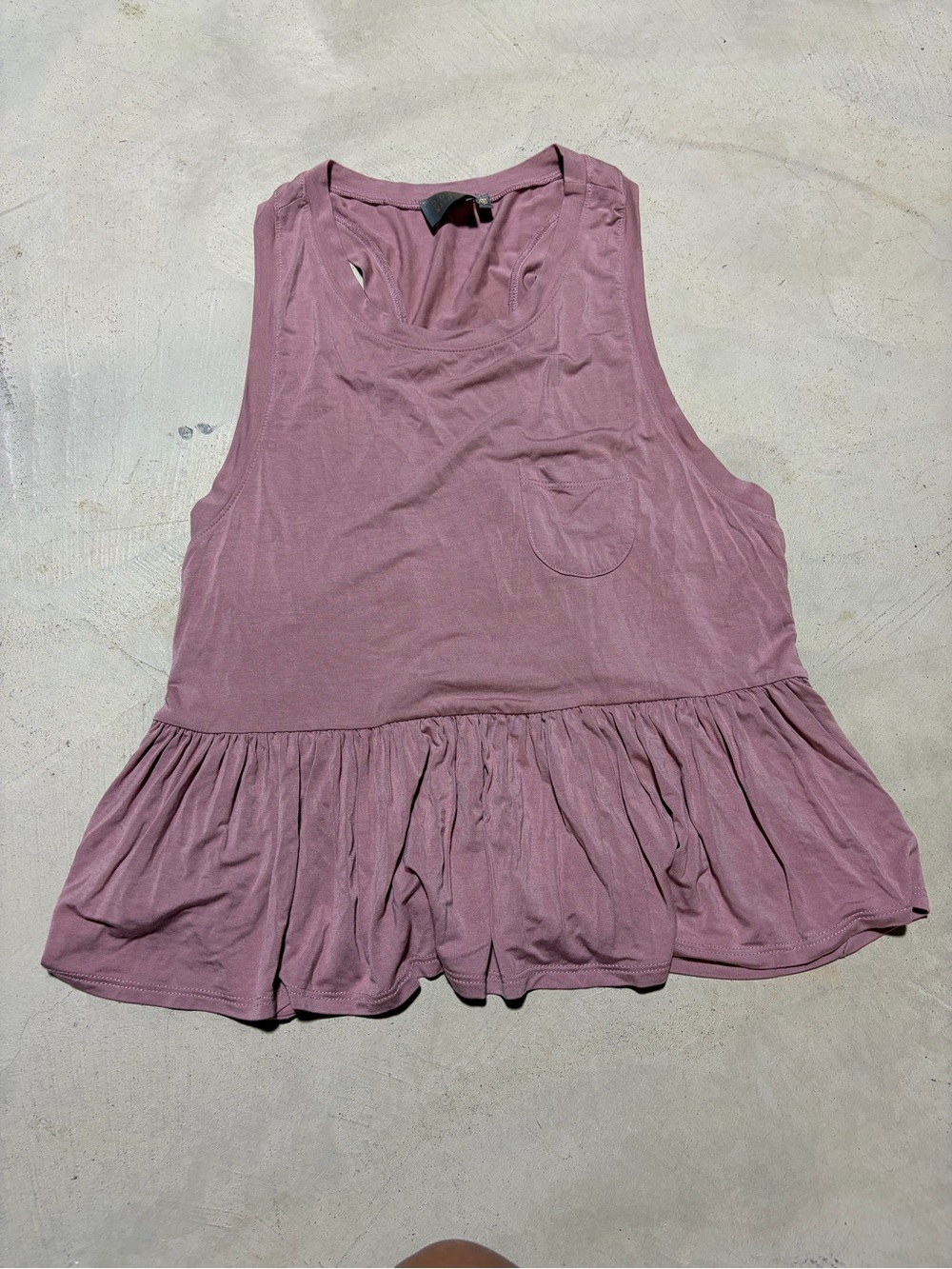 Dual nature Dusty Mauve Ruffle Hem Tank Top XS
